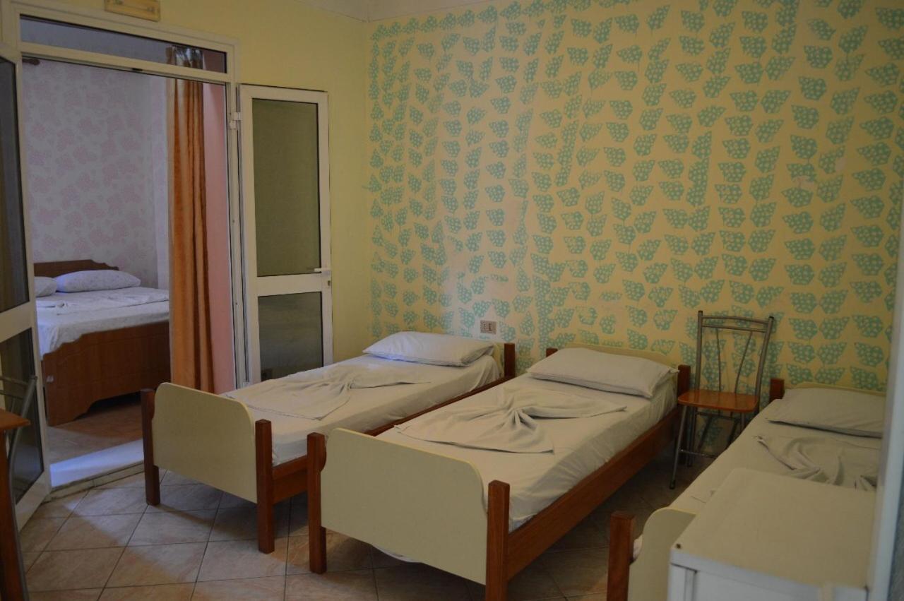 Hotel Ridal Влёра Экстерьер фото